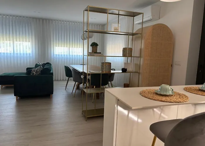 Casa Eiras, Em Cinfaes, No Douro *